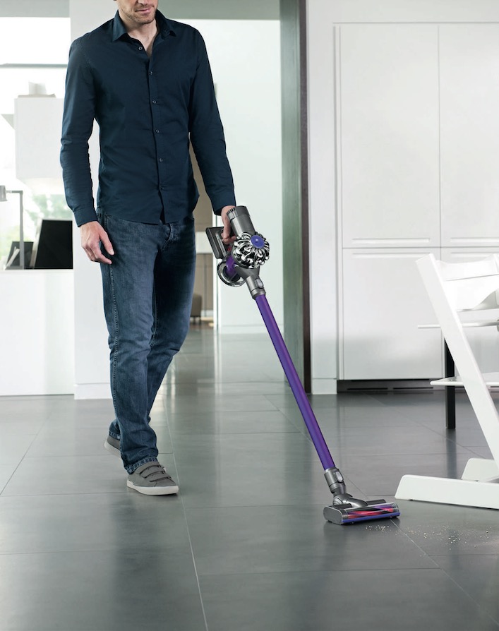 <h1>Schöner saugen im  Smart Home mit Dyson V6</h1> <h2>Wie macht man Männer zum Putz-Roboter</h2>